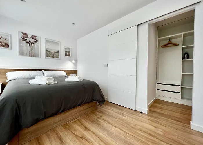 Апартаменты Fernandez Vega 3 Пуэнтеареас